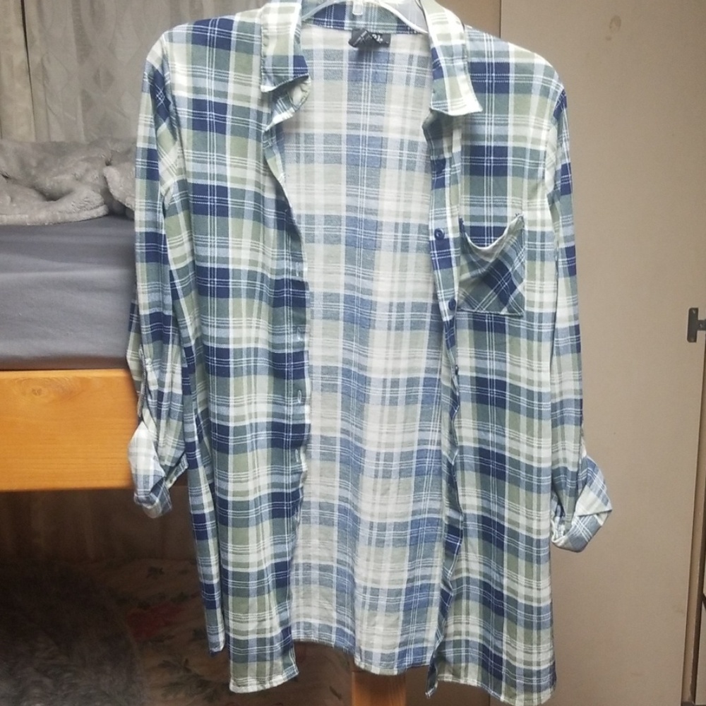 Long sleeve button up